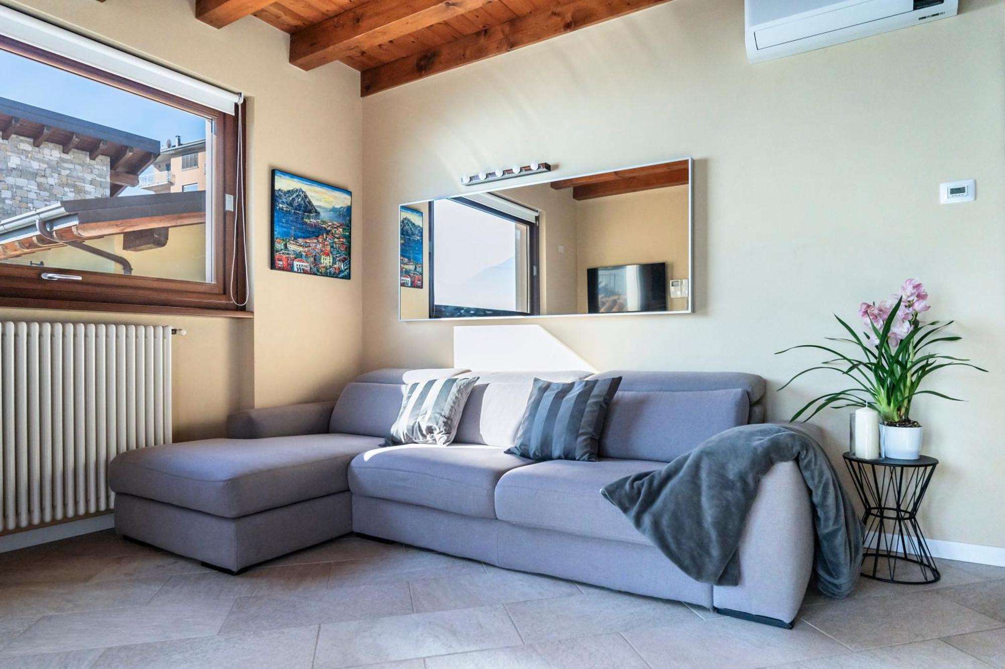 Iseo Lake Villa Con Vista Lago E Piscina Costa Volpino Luaran gambar